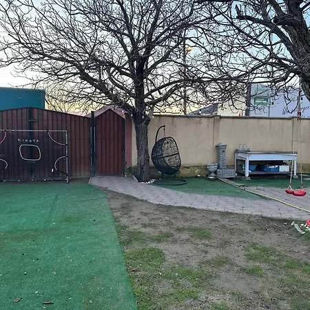 Holiday home Casuta Tenu *