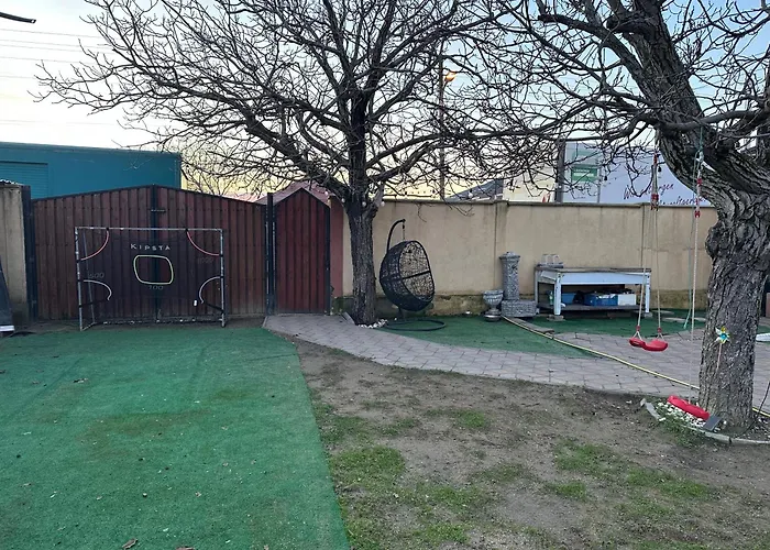 Holiday home Casuta Tenu *